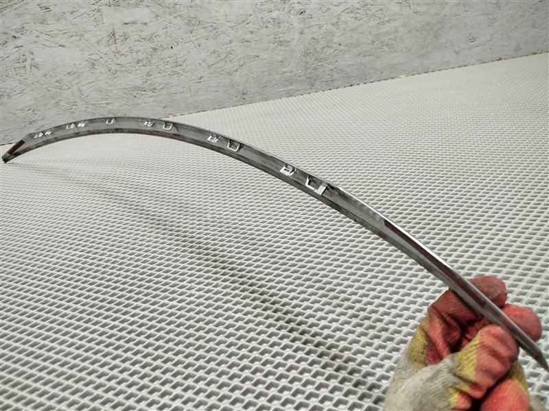 Накладка крышки багажника, 1895 рублей, Санкт-Петербург