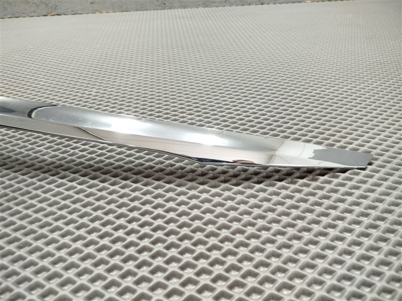 Накладка крышки багажника, 1895 рублей, Санкт-Петербург