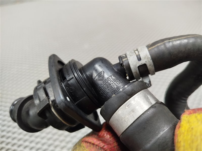 патрубок отопителя, 4715 рублей, Санкт-Петербург