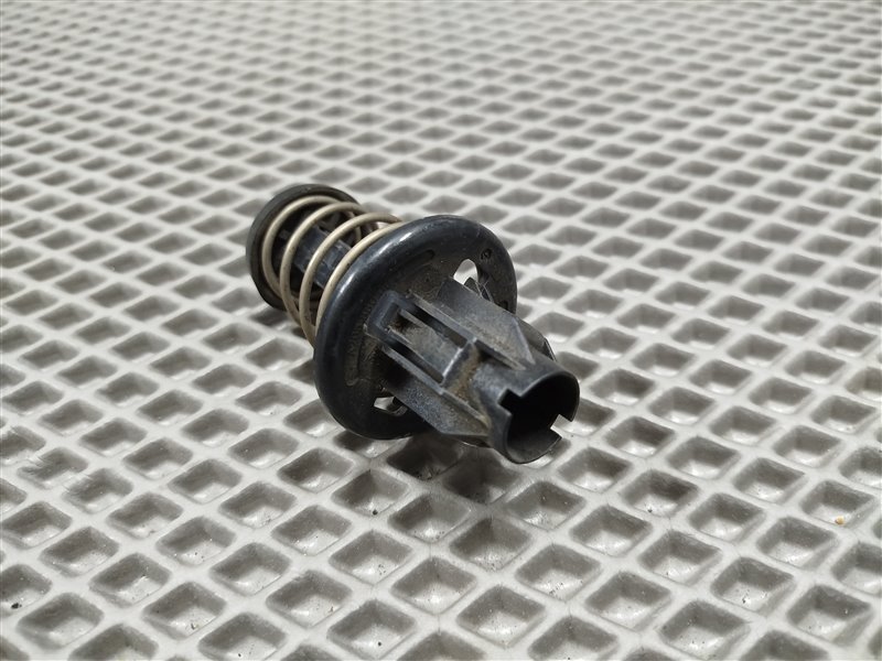 пружина капота, 1420 рублей, Санкт-Петербург