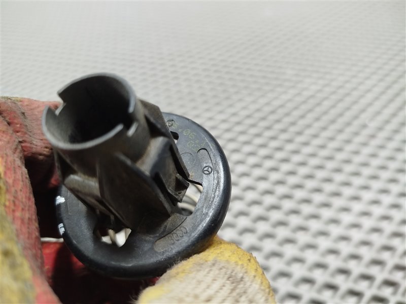 пружина капота, 1425 рублей, Санкт-Петербург