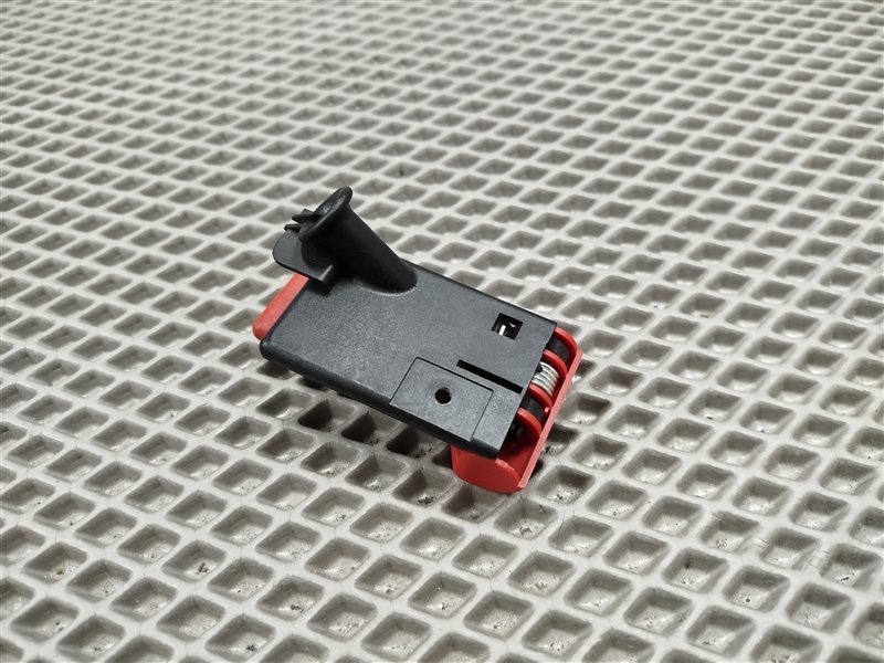 ручка открывания капота, 1805 рублей, Санкт-Петербург