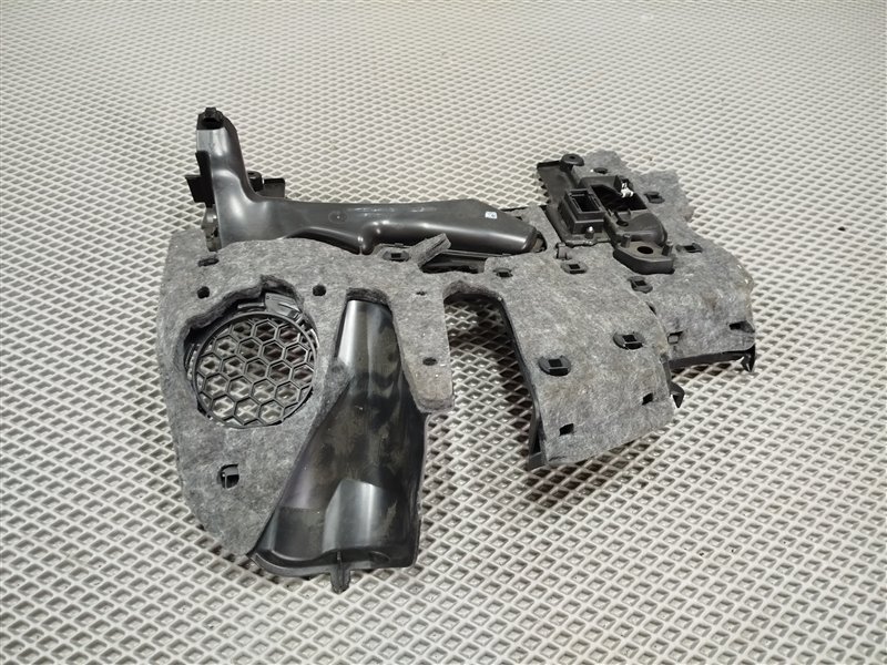 накладка под торпедо, 6150 рублей, Санкт-Петербург