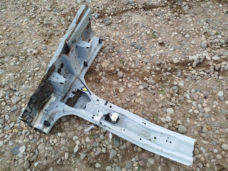 стойка кузова, 33015 рублей, Санкт-Петербург