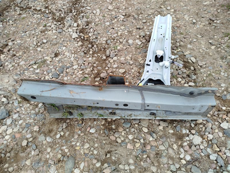 стойка кузова, 33015 рублей, Санкт-Петербург