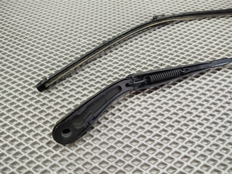 поводок стеклоочистителя, 3600 рублей, Санкт-Петербург