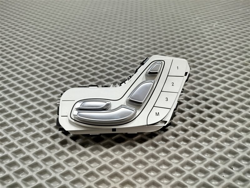 кнопки управления сиденьем, 3900 рублей, Санкт-Петербург