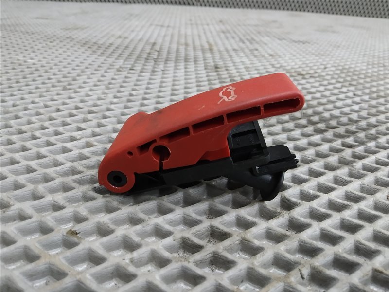 ручка открывания капота, 1520 рублей, Санкт-Петербург