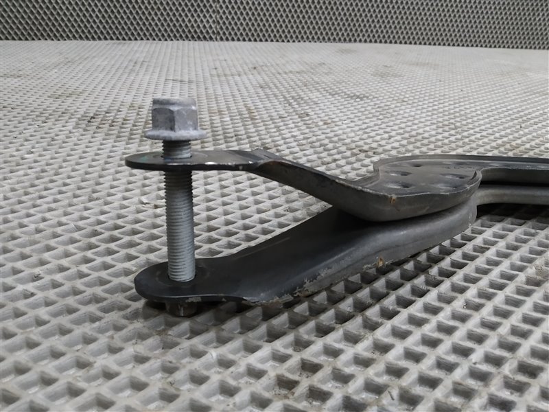 рычаг, 4735 рублей, Санкт-Петербург