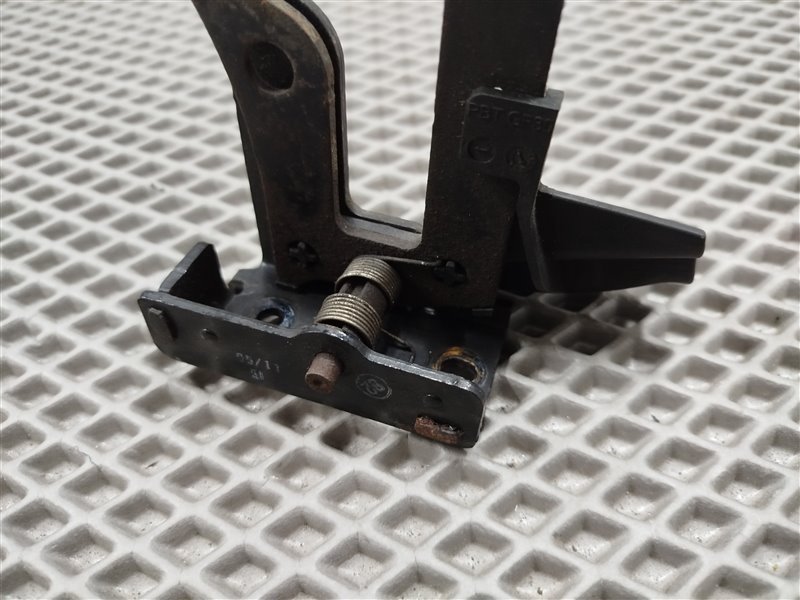 крюк капота, 1425 рублей, Санкт-Петербург