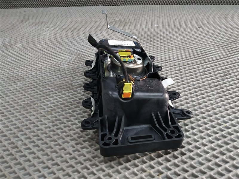 подушка в торпедо, 22000 рублей, Санкт-Петербург