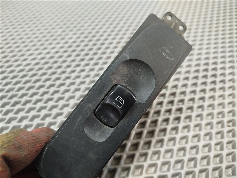 кнопка стеклоподъемника, 1250 рублей, Санкт-Петербург