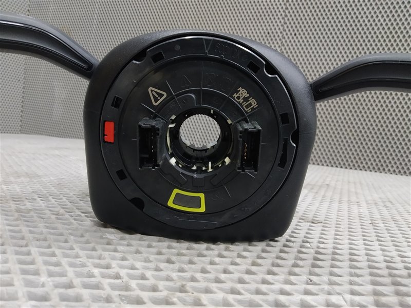 подрулевой переключатель, 32000 рублей, Санкт-Петербург