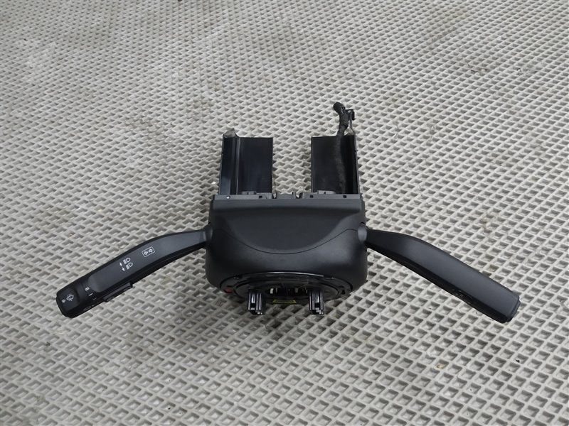 подрулевой переключатель, 32000 рублей, Санкт-Петербург