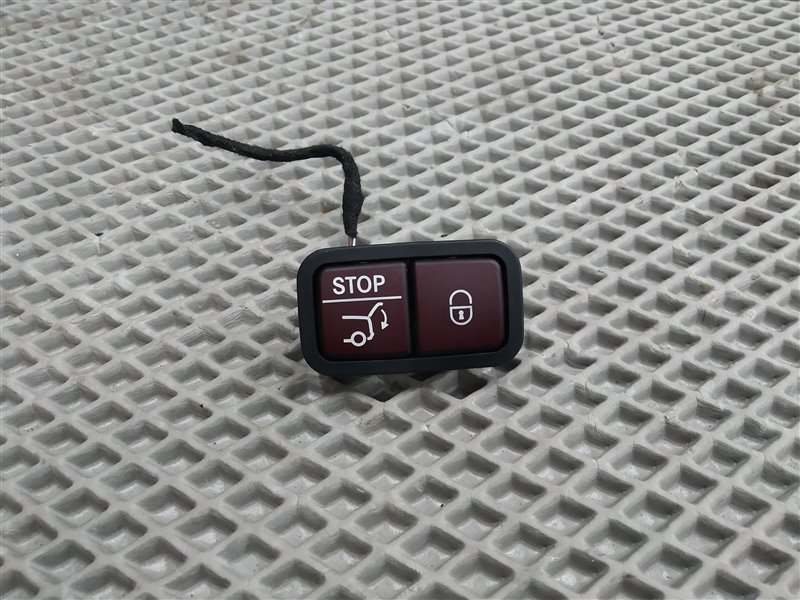 кнопка крышки багажника, 1800 рублей, Санкт-Петербург