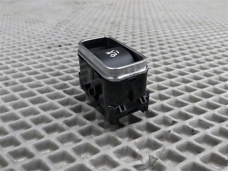 кнопка крышки багажника, 2500 рублей, Санкт-Петербург