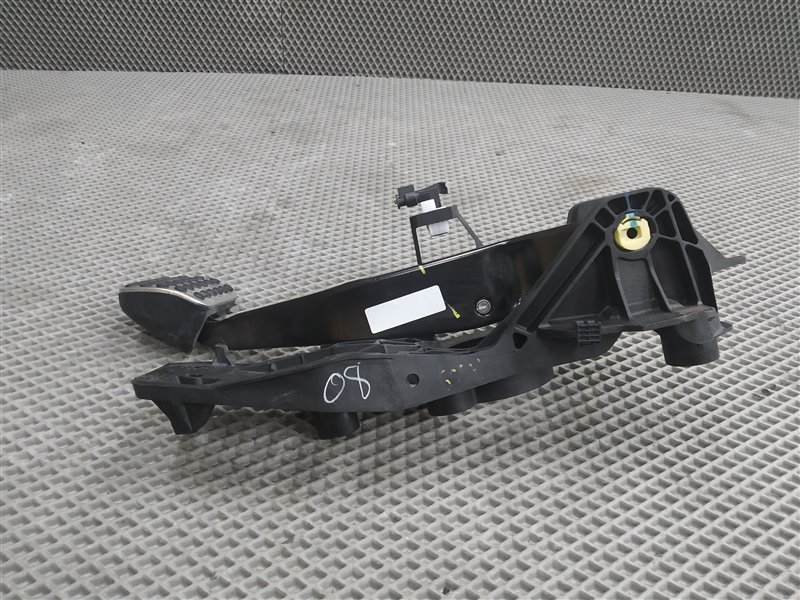 педаль тормоза, 5000 рублей, Санкт-Петербург