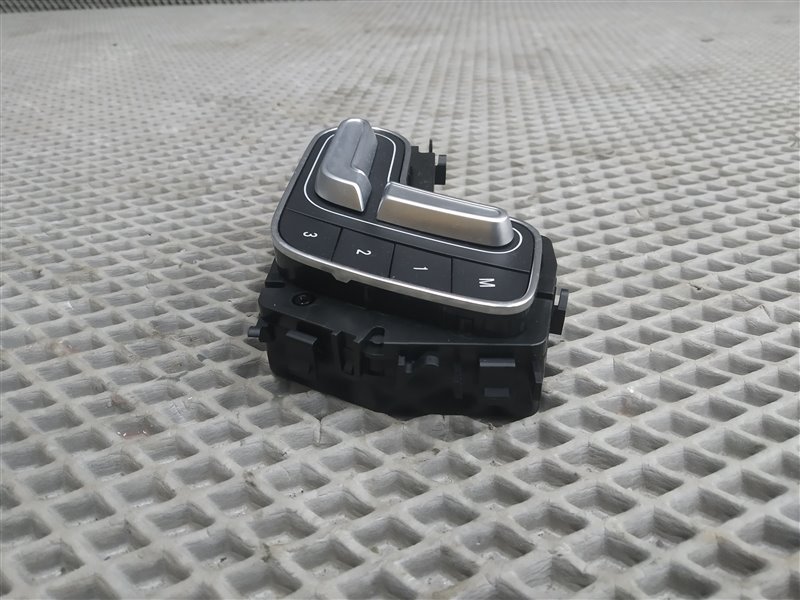 кнопки управления сиденьем, 6750 рублей, Санкт-Петербург