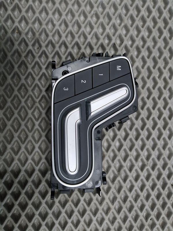 кнопки управления сиденьем, 7300 рублей, Санкт-Петербург