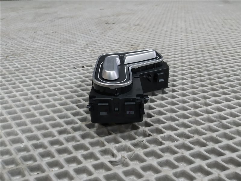 кнопки управления сиденьем, 7300 рублей, Санкт-Петербург