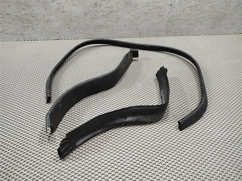 уплотнитель капота, 2900 рублей, Санкт-Петербург