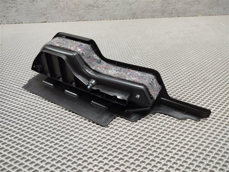 накладка багажника, 1840 рублей, Санкт-Петербург