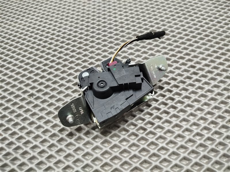 замок багажника, 10620 рублей, Санкт-Петербург