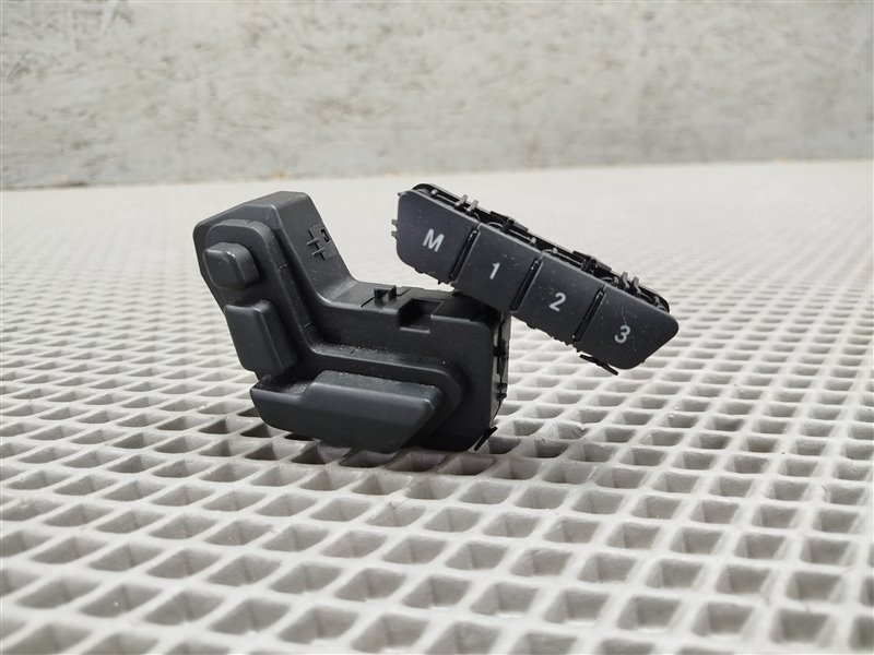 кнопки управления сиденьем, 2225 рублей, Санкт-Петербург