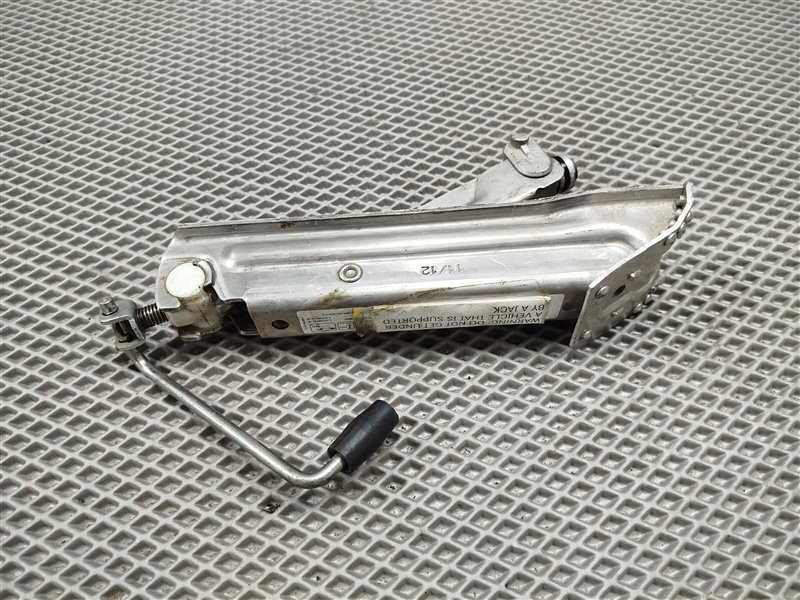 домкрат, 2500 рублей, Санкт-Петербург