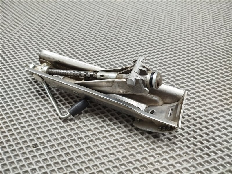 домкрат, 2500 рублей, Санкт-Петербург