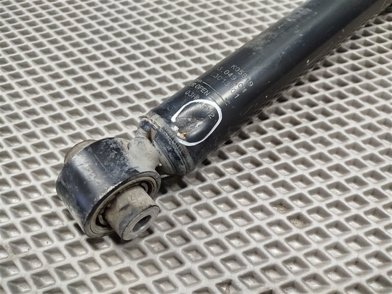 амортизатор, 6000 рублей, Санкт-Петербург