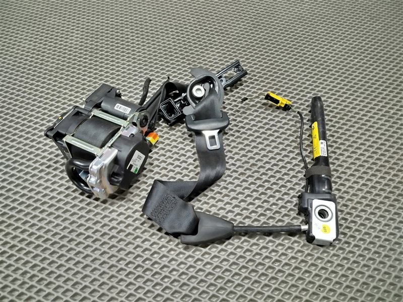 ремень безопасности, 22000 рублей, Санкт-Петербург