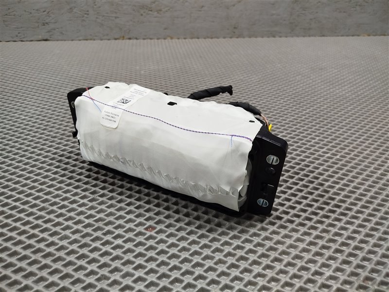 подушка в торпедо, 25000 рублей, Санкт-Петербург