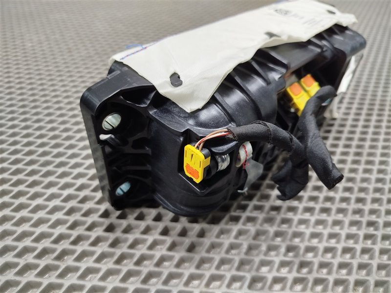 подушка в торпедо, 25000 рублей, Санкт-Петербург