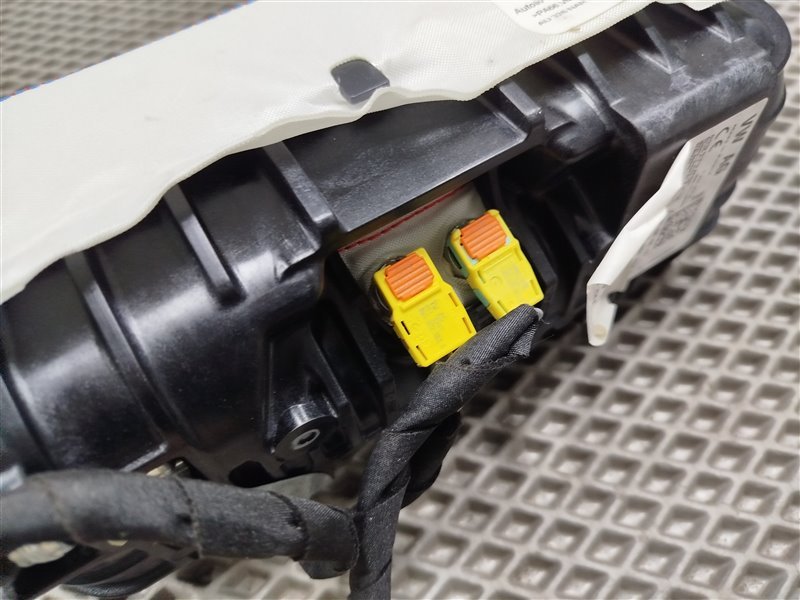 подушка в торпедо, 25000 рублей, Санкт-Петербург