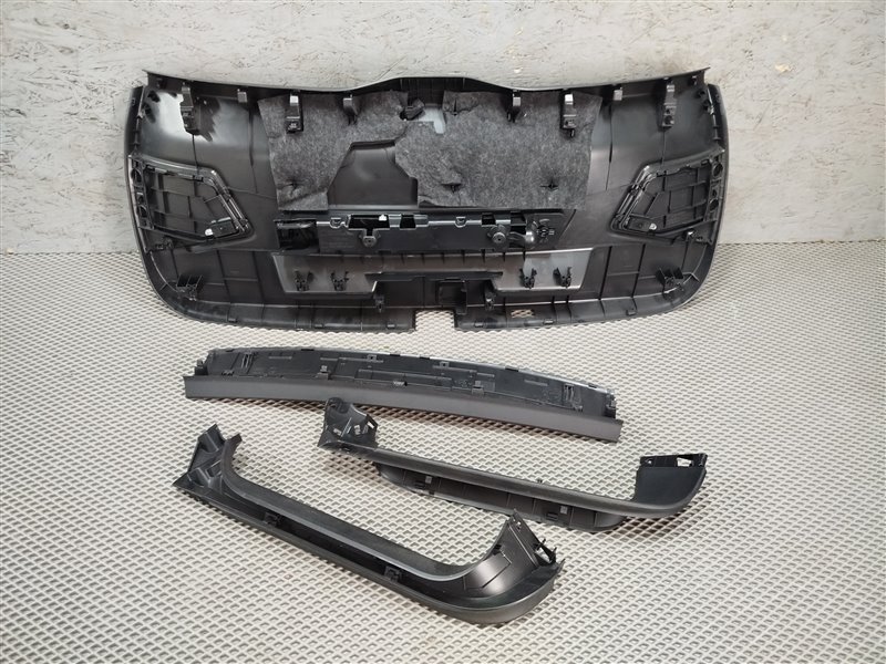 обшивка багажника, 8000 рублей, Санкт-Петербург