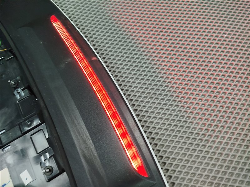 спойлер, 10000 рублей, Санкт-Петербург