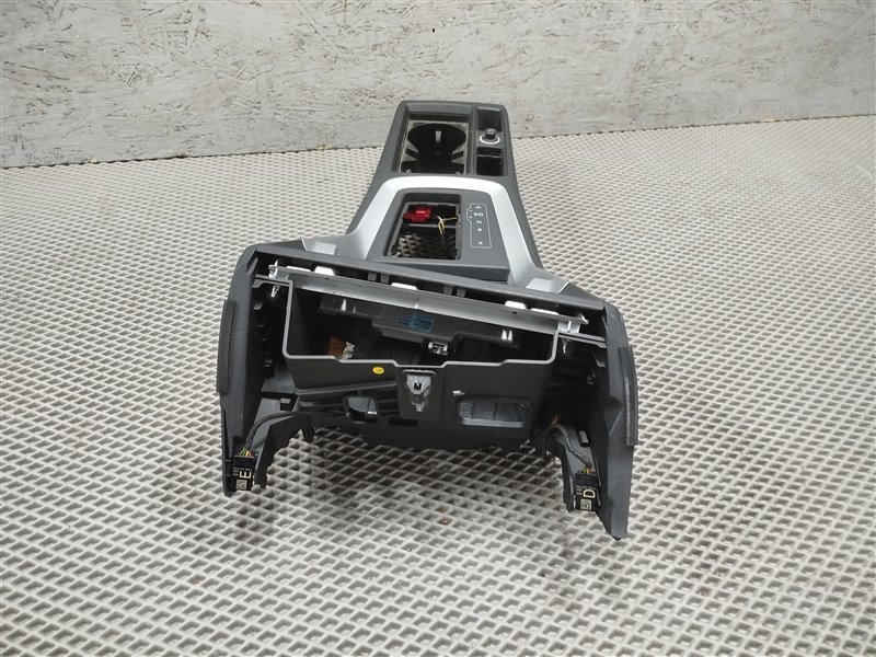 центральная консоль, 14000 рублей, Санкт-Петербург