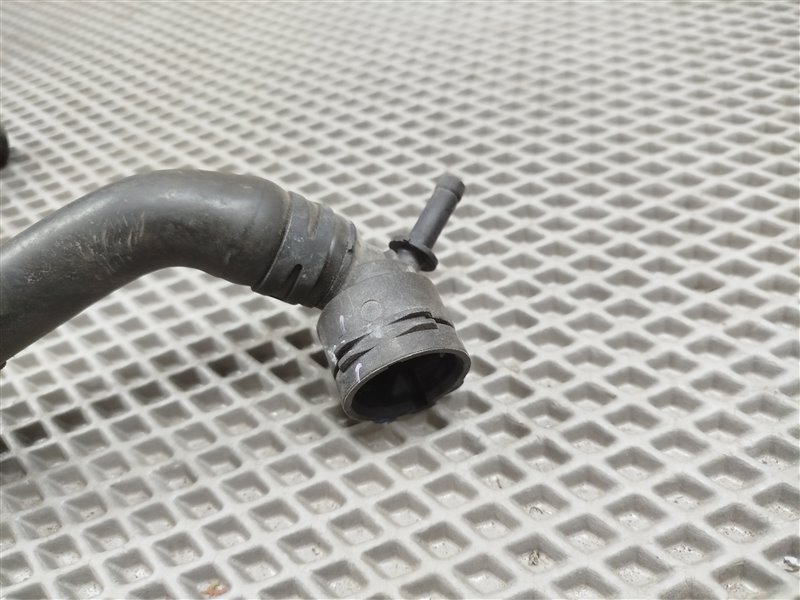 патрубок охлаждения, 2000 рублей, Санкт-Петербург