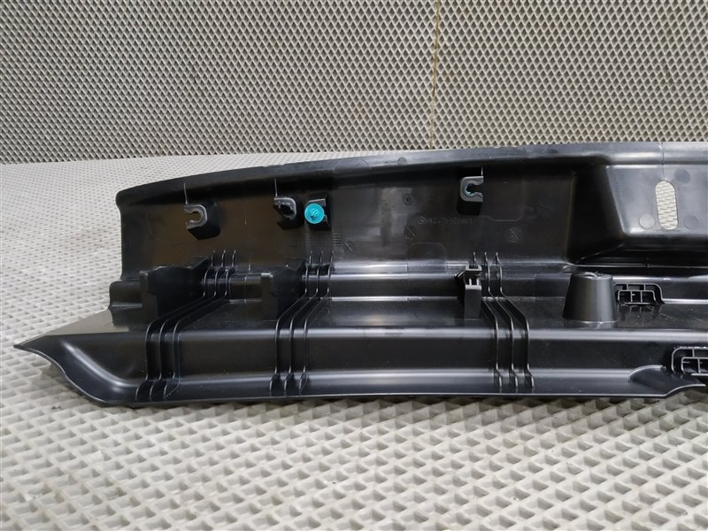 накладка багажника, 5945 рублей, Санкт-Петербург