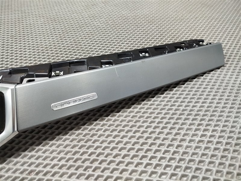 накладка под торпедо, 9000 рублей, Санкт-Петербург