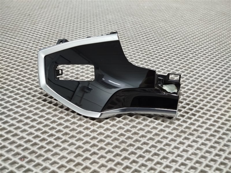 Накладка на торпедо, 3500 рублей, Санкт-Петербург