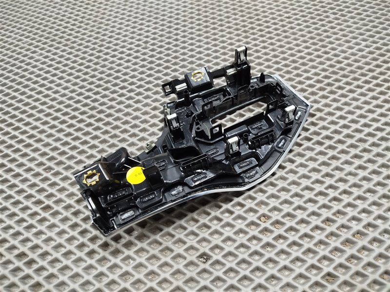 Накладка на торпедо, 3500 рублей, Санкт-Петербург