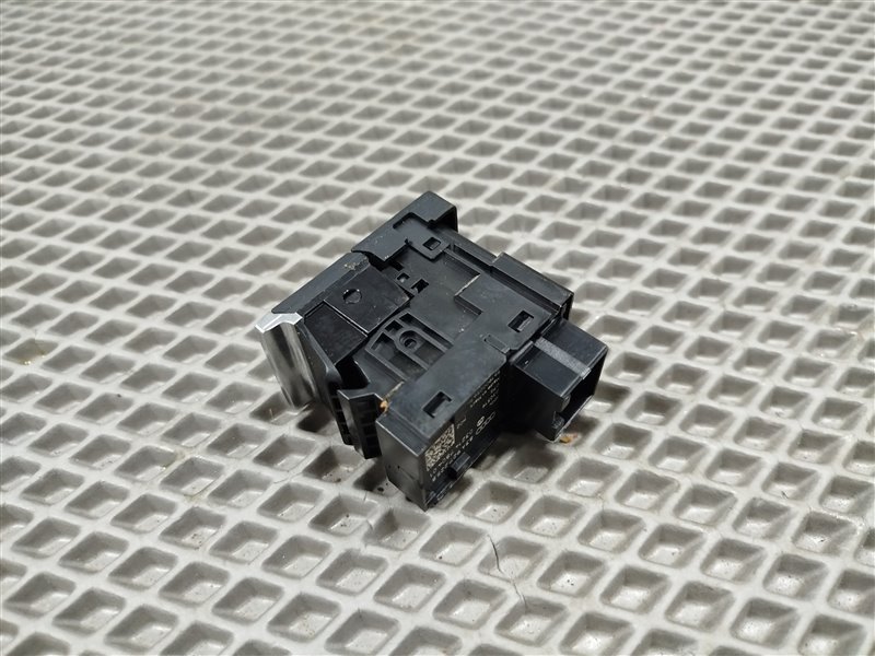 кнопка стояночного тормоза, 4000 рублей, Санкт-Петербург