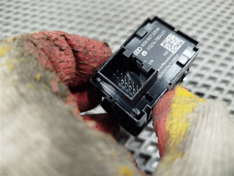 кнопка стояночного тормоза, 4000 рублей, Санкт-Петербург