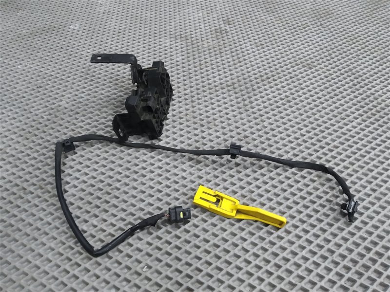 замок капота, 5945 рублей, Санкт-Петербург