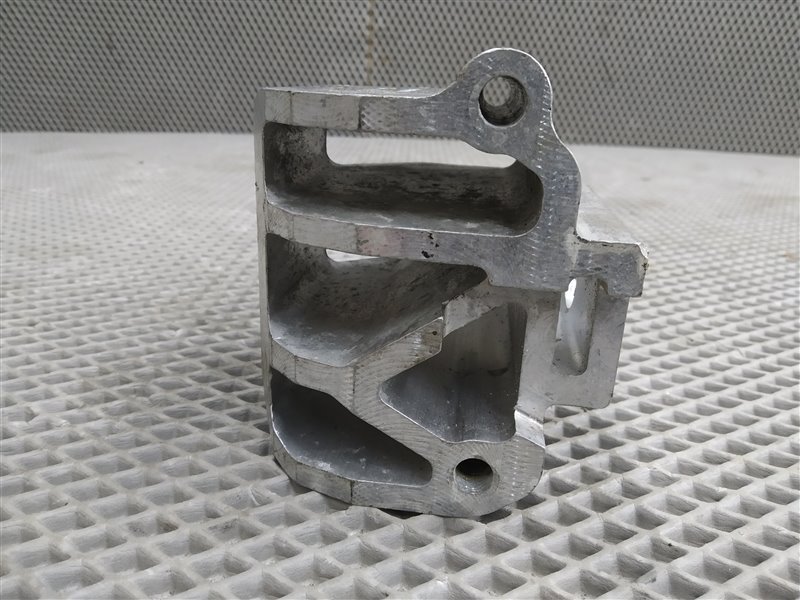 кронштейн радиатора, 3965 рублей, Санкт-Петербург