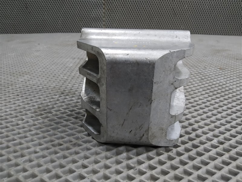 кронштейн радиатора, 3965 рублей, Санкт-Петербург