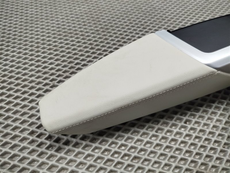 подлокотник двери, 2500 рублей, Санкт-Петербург