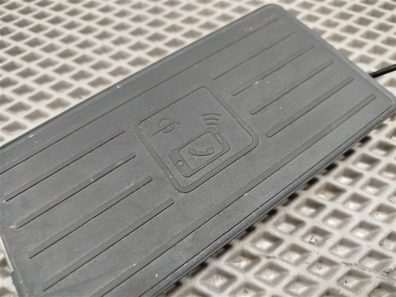 беспроводная зарядка, 8000 рублей, Санкт-Петербург